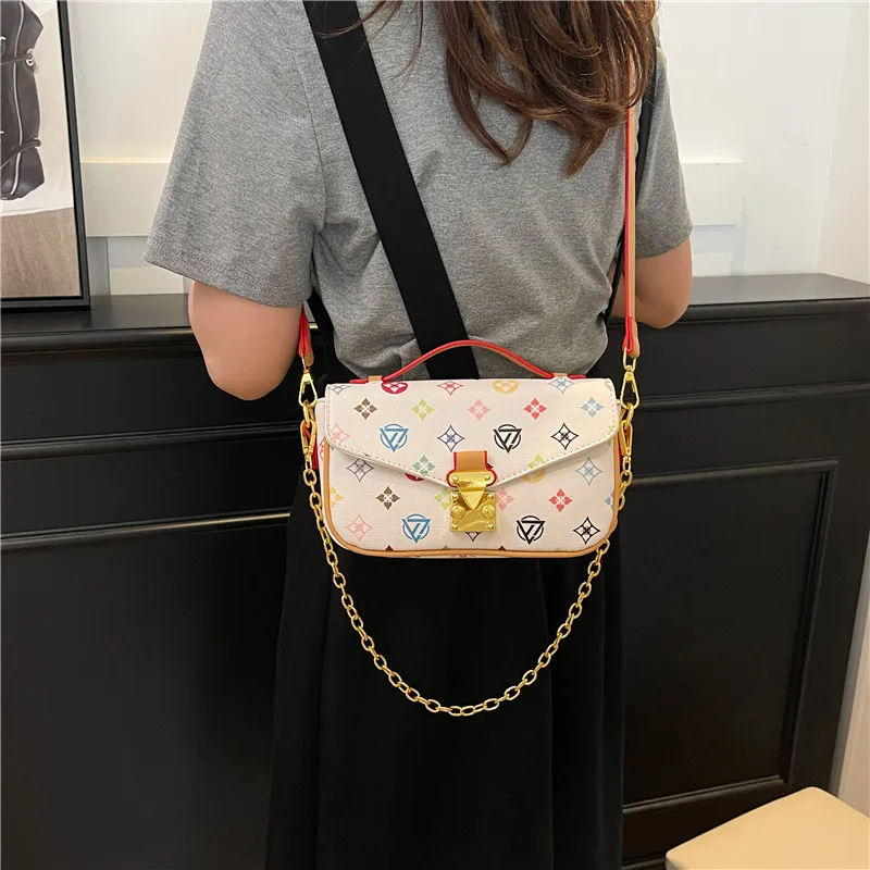 Luxury Lifestyle Handbags - กระเป๋าถือหนังแฟชั่นหรูหราสำหรับผู้หญิง ดีไซน์เนอร์ระดับไฮเอนด์ สะพายไหล่หรือสะพายข้าง เหมาะสำหรับไลฟ์สไตล์คนเมือง