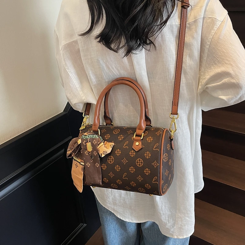 กระเป๋าสะพายไหล่หนังแฟชั่นสุดห - Luxury Lifestyle Handbags บทวิจารณ์และราคา