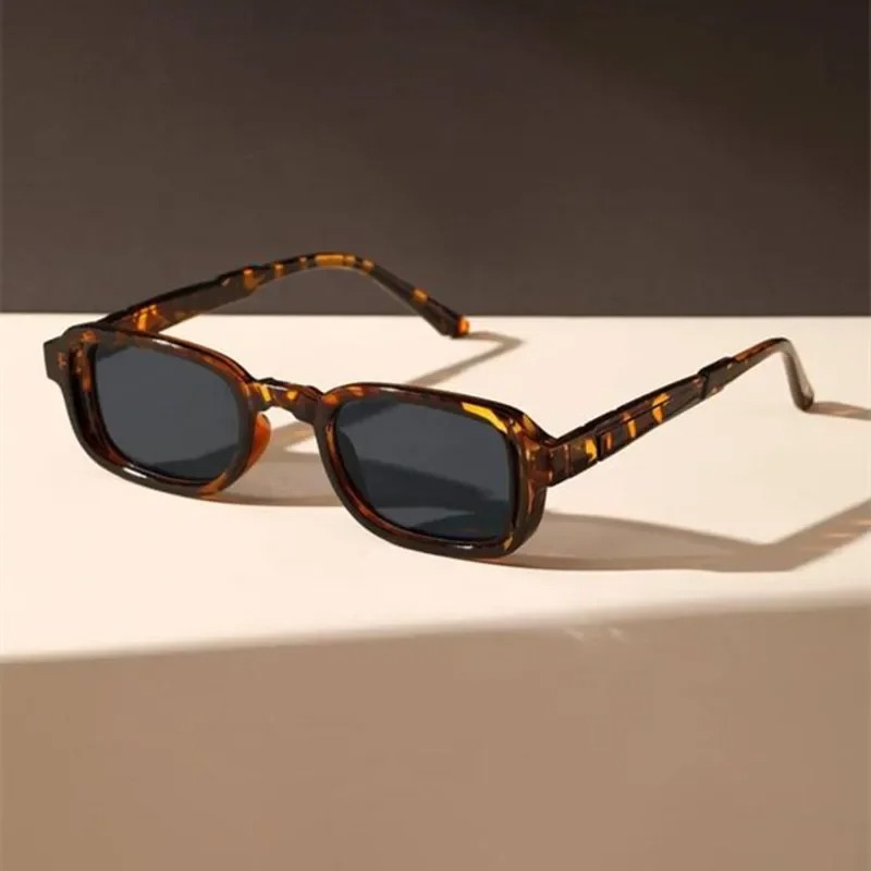 แว่นกันแดดทรงสี่เหลี่ยมหรูหราส - Luxury Lifestyle Men บทวิจารณ์และราคา