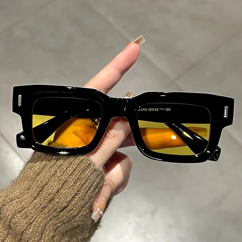 แว่นกันแดดทรงสี่เหลี่ยมหรูหรา  - Luxury Lifestyle Men บทวิจารณ์และราคา